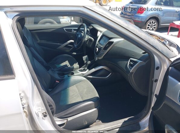 KMHTC6AD0GU285449 2016 HYUNDAI VELOSTER Silver Vista interior delantera