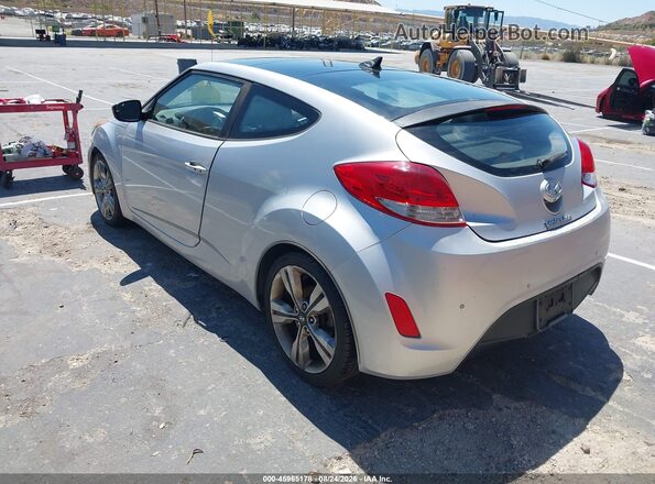 KMHTC6AD0GU285449 2016 HYUNDAI VELOSTER Silver Trasero izquierdo
