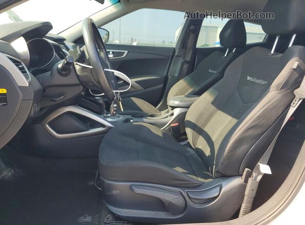KMHTC6AD0HU319424 2017 HYUNDAI VELOSTER Silver წინა სალონის ხედი