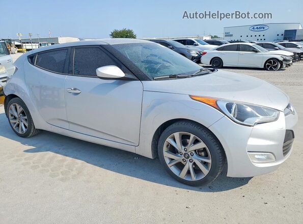 KMHTC6AD0HU319424 2017 HYUNDAI VELOSTER Silver წინა მარჯვენა
