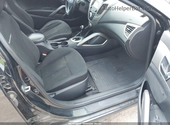 KMHTC6AD0HU320167 2017 HYUNDAI VELOSTER Black Widok wnętrza z przodu