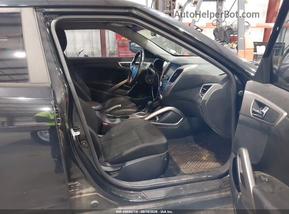 KMHTC6AD0HU322582 2017 HYUNDAI VELOSTER Black წინა სალონის ხედი