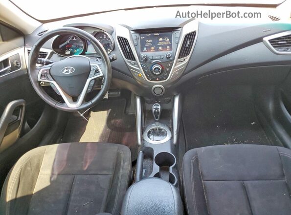 KMHTC6AD2HU315262 2017 HYUNDAI VELOSTER Серебряный Вид панели приборов
