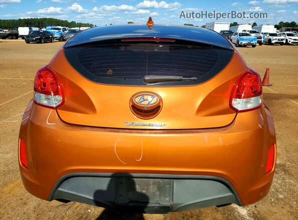 KMHTC6AD3GU261386 2016 HYUNDAI VELOSTER Orange უკანა ხედი
