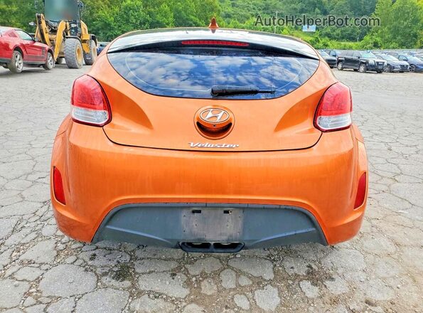 KMHTC6AD5HU309844 2017 HYUNDAI VELOSTER Orange უკანა ხედი