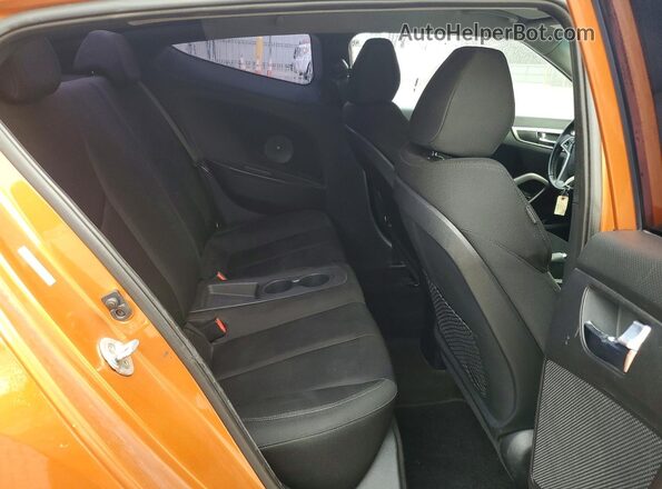 KMHTC6AD5HU309844 2017 HYUNDAI VELOSTER Orange უკანა სავარძლების ხედი