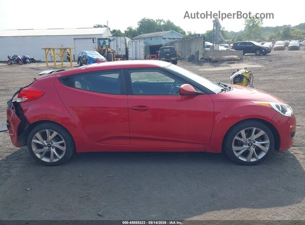 KMHTC6AD6GU272849 2016 HYUNDAI VELOSTER Red Rear interior view