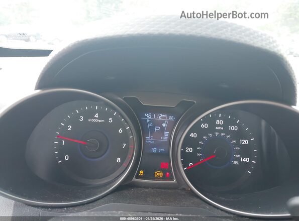 KMHTC6AD7HU318416 2017 HYUNDAI VELOSTER Red Vista de los asientos traseros