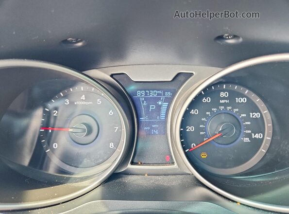 KMHTC6AD8HU318800 2017 HYUNDAI VELOSTER Black Instrument cluster view