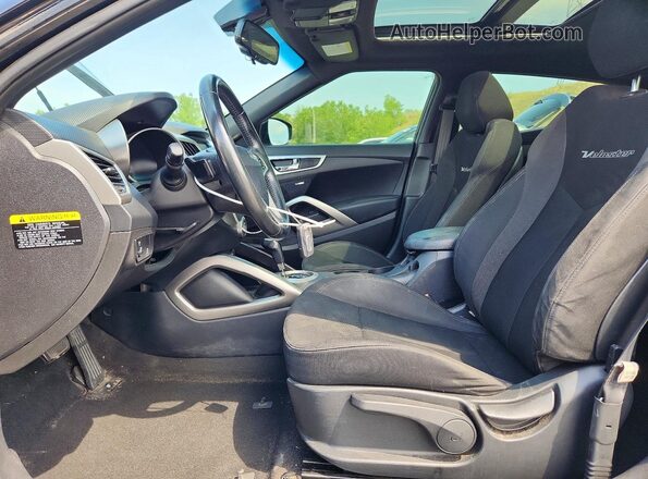 KMHTC6AD8HU318800 2017 HYUNDAI VELOSTER Black Front interior view