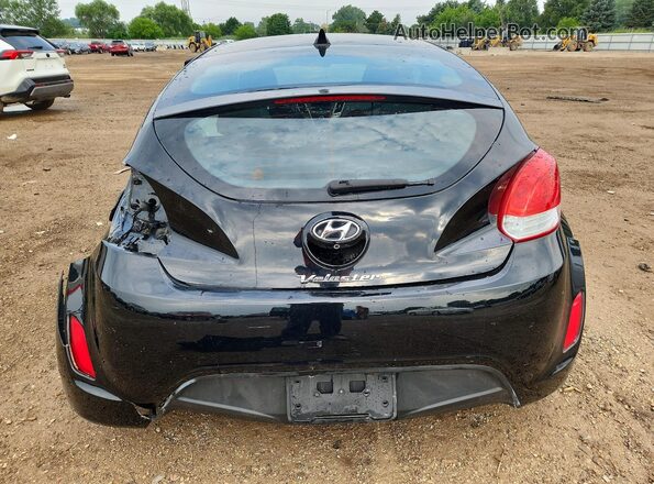 KMHTC6AD9GU272618 2016 HYUNDAI VELOSTER Black Вид ззаду