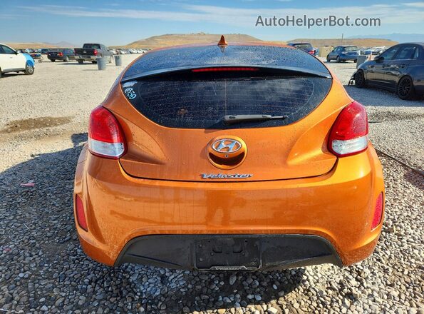 KMHTC6AD9HU312083 2017 HYUNDAI VELOSTER Orange Widok z tyłu