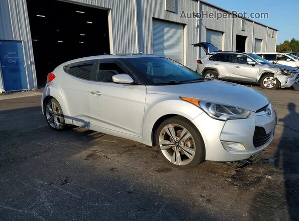 KMHTC6AD9HU321947 2017 HYUNDAI VELOSTER Silver Передня права чверть