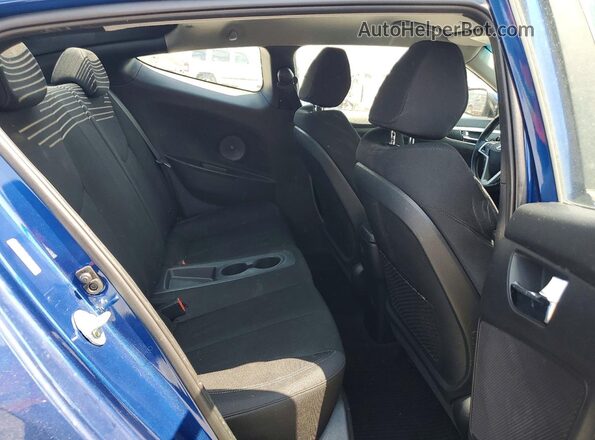 KMHTC6ADXHU310293 2017 HYUNDAI VELOSTER Blue Widok tylnych siedzeń