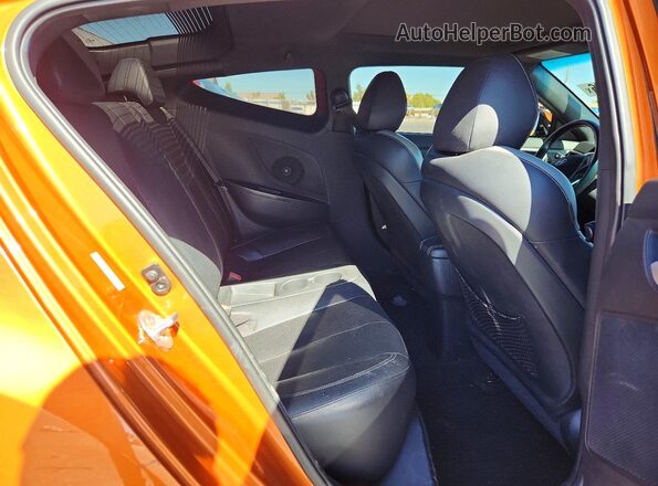 KMHTC6AE1GU253098 2016 HYUNDAI VELOSTER Orange Вид задніх сидінь