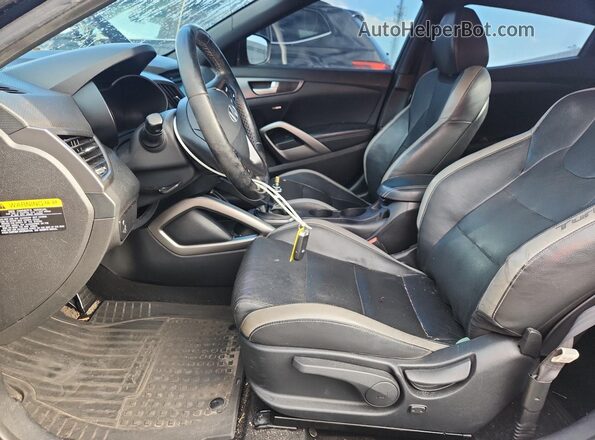 KMHTC6AE6GU303736 2016 HYUNDAI VELOSTER Черный Вид салона спереди