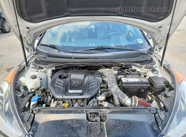 KMHTC6AE7GU275512 2016 HYUNDAI VELOSTER Silver Вид задньої частини салону