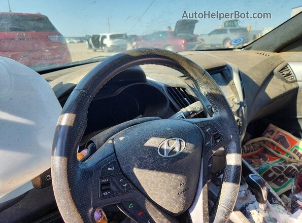KMHTC6AE8HU309393 2017 HYUNDAI VELOSTER Red Vista del cuadro de instrumentos