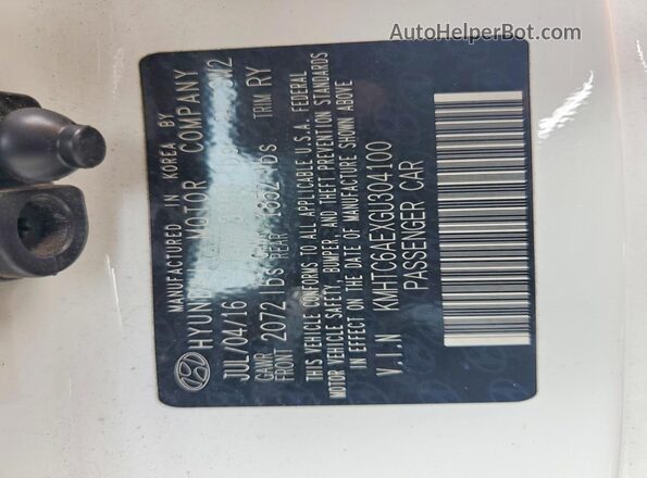 KMHTC6AEXGU304100 2016 HYUNDAI VELOSTER White Vista del compartimento del motor