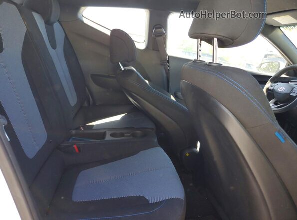 KMHTG6AF1LU025769 2020 HYUNDAI VELOSTER White Вид задніх сидінь