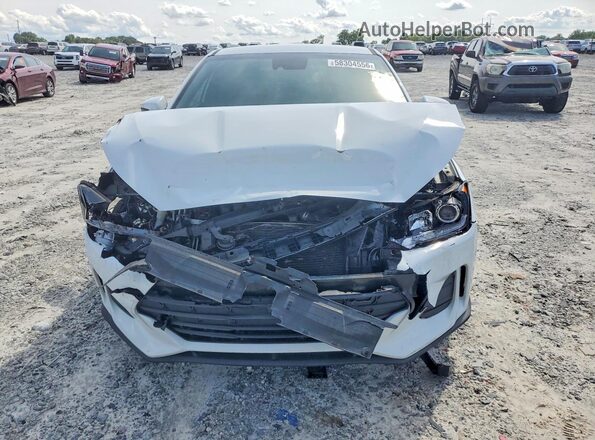 KMHTG6AF5KU004910 2019 HYUNDAI VELOSTER Белый Вид спереди