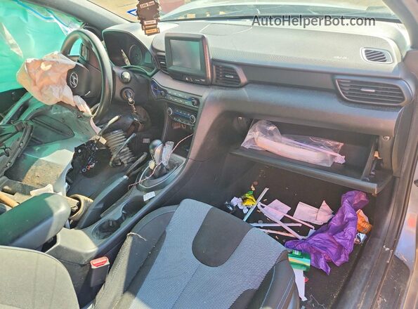 KMHTG6AF5KU017236 2019 HYUNDAI VELOSTER Серебряный Вид панели приборов