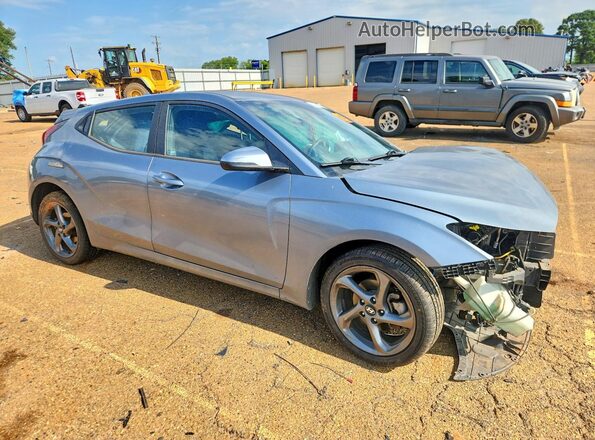 KMHTG6AF5KU017236 2019 HYUNDAI VELOSTER Серебряный Передняя правая четверть