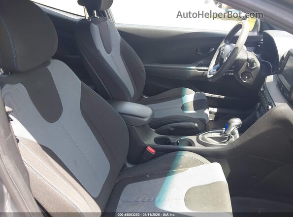 KMHTG6AF6KU017049 2019 HYUNDAI VELOSTER Silver წინა სალონის ხედი