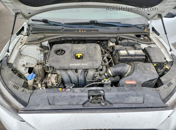 KMHTG6AF8KU019613 2019 HYUNDAI VELOSTER White Widok wnętrza z tyłu
