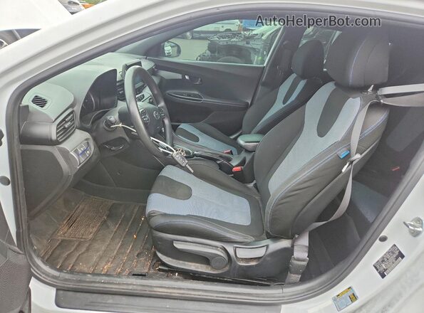 KMHTG6AF8KU019613 2019 HYUNDAI VELOSTER White Widok wnętrza z przodu