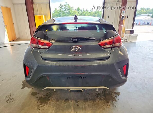 KMHTG6AFXKU002134 2019 HYUNDAI VELOSTER Gray Rear view