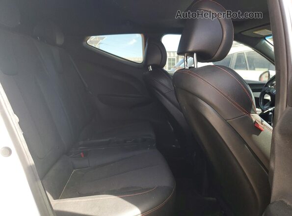 KMHTH6AB2KU012733 2019 HYUNDAI VELOSTER White Rear seats view