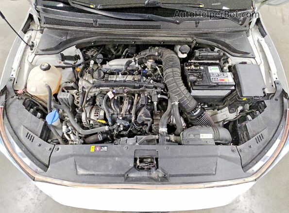 KMHTH6AB3KU015883 2019 HYUNDAI VELOSTER White Widok wnętrza z tyłu