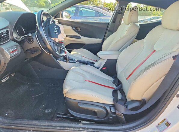 KMHTH6AB4LU027218 2020 HYUNDAI VELOSTER White Vista interior delantera