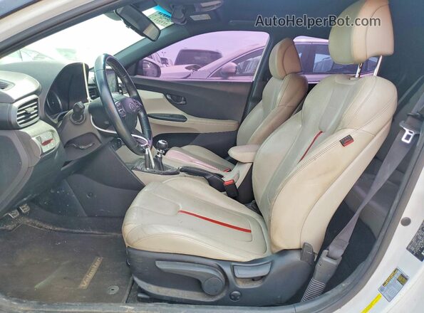 KMHTH6AB6KU012797 2019 HYUNDAI VELOSTER White წინა სალონის ხედი