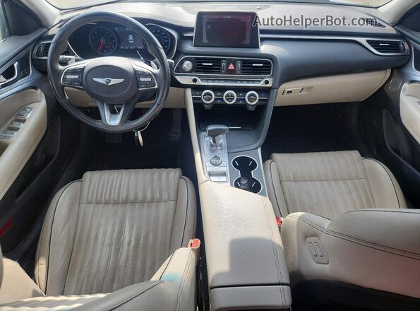 KMTG34LA0KU035345 2019 GENESIS G70 Серый Вид панели приборов