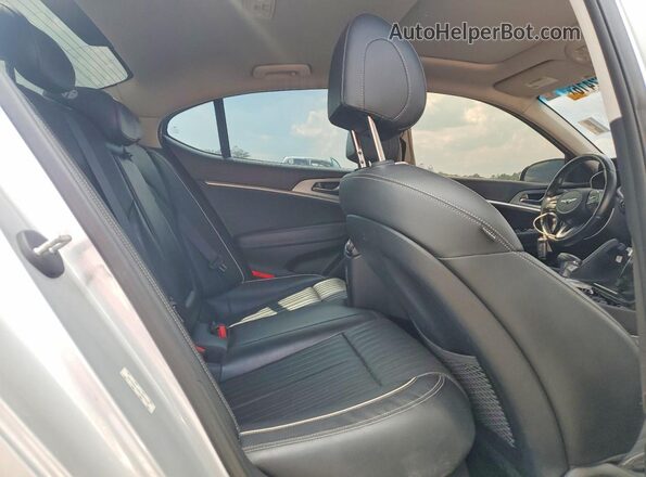 KMTG34LA2KU027232 2019 GENESIS G70 Silver 