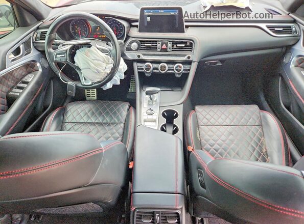 KMTG34LE2KU015357 2019 GENESIS G70 Burgundy Вид панелі приладів