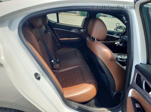 KMTG34LE9LU053590 2020 GENESIS G70 Белый Вид задних сидений