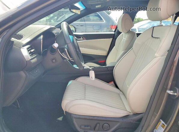 KMTG34SC2SU147499 2025 GENESIS G70 Gray Вид салону спереду