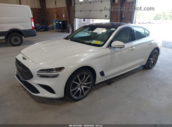 KMTG34SC5TU166789 2026 GENESIS G70 White Առջևի ձախ երեք քառորդ տեսարան