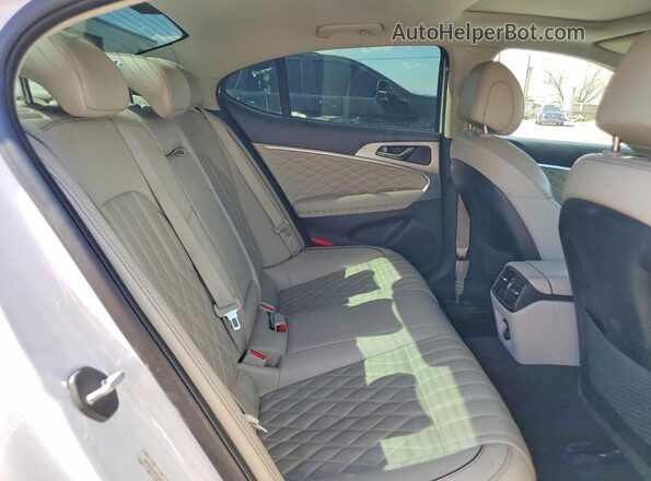 KMTG44LA7KU034528 2019 GENESIS G70 White უკანა სავარძლების ხედი
