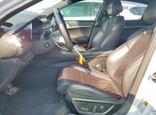 KMTG74LE5LU055292 2020 GENESIS G70 White Widok wnętrza z przodu
