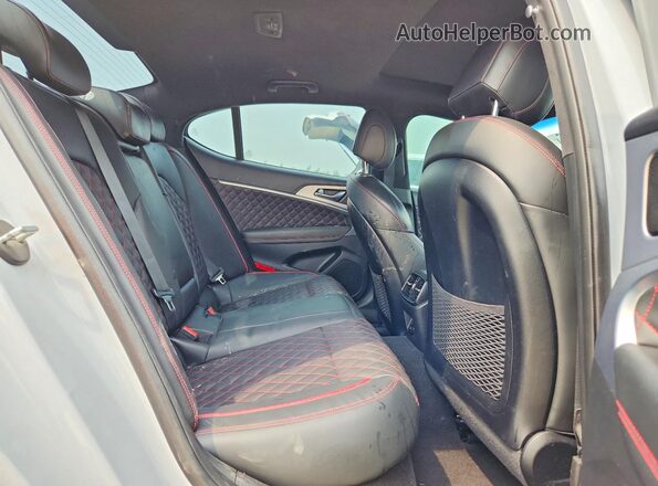 KMTG74LE5LU055292 2020 GENESIS G70 White Widok tylnych siedzeń