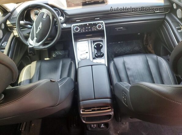 KMUHBDSB2MU052227 2021 GENESIS GV80 Gray Dashboard view