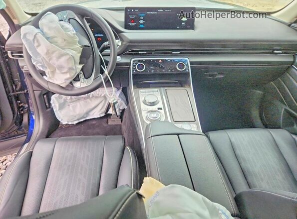 KMUHBDSB9RU198227 2024 GENESIS GV80 Blue Widok deski rozdzielczej