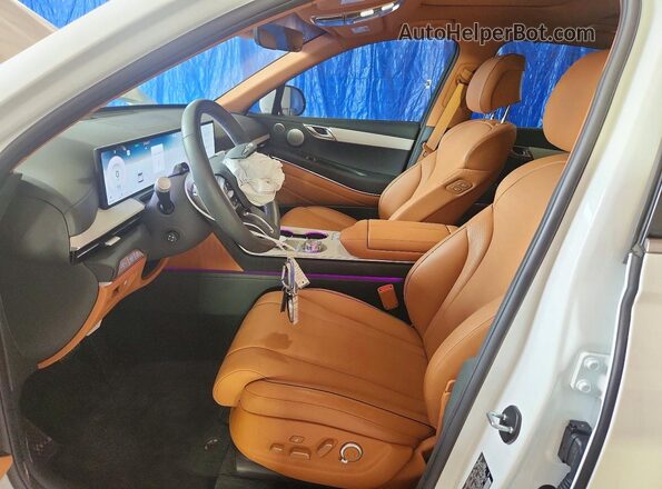 KMUHCESB0TU303697 2026 GENESIS GV80 Белый Вид салона спереди