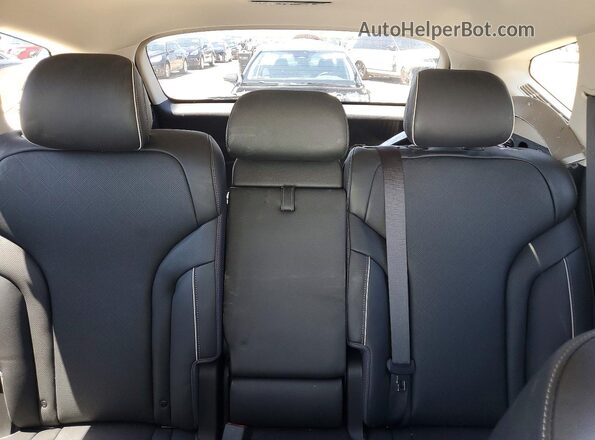 KMUHDESC0SU229086 2025 GENESIS GV80 Gray Rear seats view