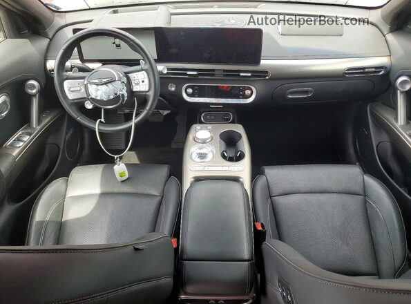 KMUKCDTC5PU017843 2023 GENESIS GV60 Red Առջևի վահանակի տեսք