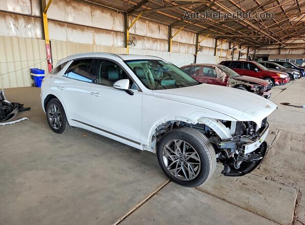 KMUMADTB4NU072643 2022 GENESIS GV70 White Front right